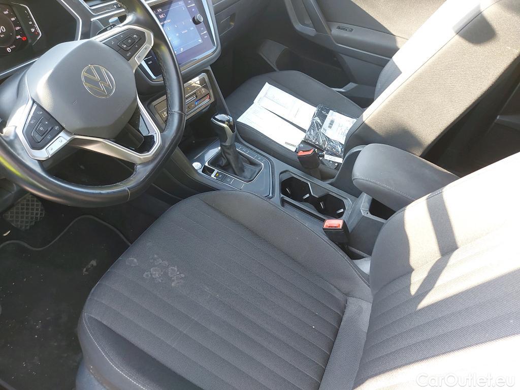  Volkswagen  Tiguan VOLKSWAGEN  Allspace / 2021 / 5P / todoterreno Life 2.0 TDI 110kW (150CV) DSG #16
