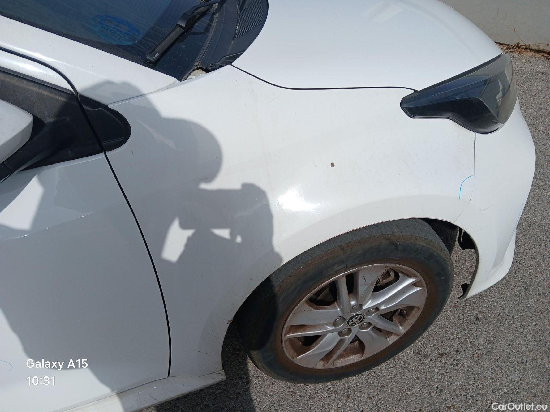  Toyota  Yaris TOYOTA  1.5 120H Business Plus #26