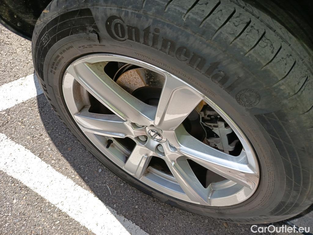  Volvo  XC90 VOLVO  / 2019 / 5P / todoterreno 2.0 T8 AWD Recharge Inscription Exp Auto #15