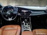  Alfa Romeo  Giulietta ALFA ROMEO GIULIA / 2016 / 4P / BERLINA 2.2 TD 190 CV TI AT8 #3