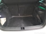 Skoda  Karoq SKODA  / 2017 / 5P / SUV 1.6 TDI SCR SPORTLINE DSG #106