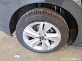  Volkswagen  Golf  VOLKSWAGEN / 2019 / 5P / BERLINA 1.0 ETSI 81KW EVO LIFE DSG #84