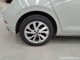 Volkswagen  Polo VOLKSWAGEN  / 2021 / 5P / BERLINA 1.0 TSI STYLE #18