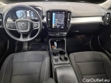  Volvo  XC 40 VOLVO XC40 / 2017 / 5P / SUV T2 AUTOMATICO MOMENTUM PRO #3