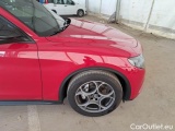  Alfa Romeo   STELVIO ALFA ROMEO / 2017 / 5P / SUV 2.2 TD 160 CV SPRINT AT8 RWD #32