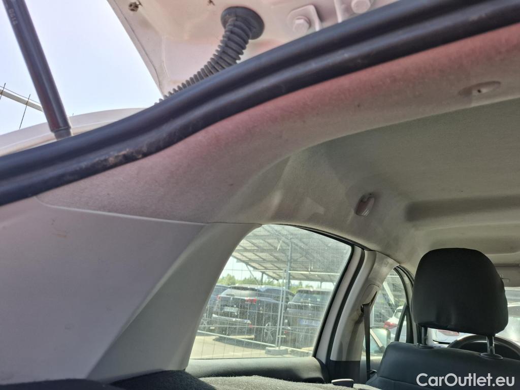  Citroen  C3  Société Feel 1.5 BlueHDI 100CV BVM6 E6d #34