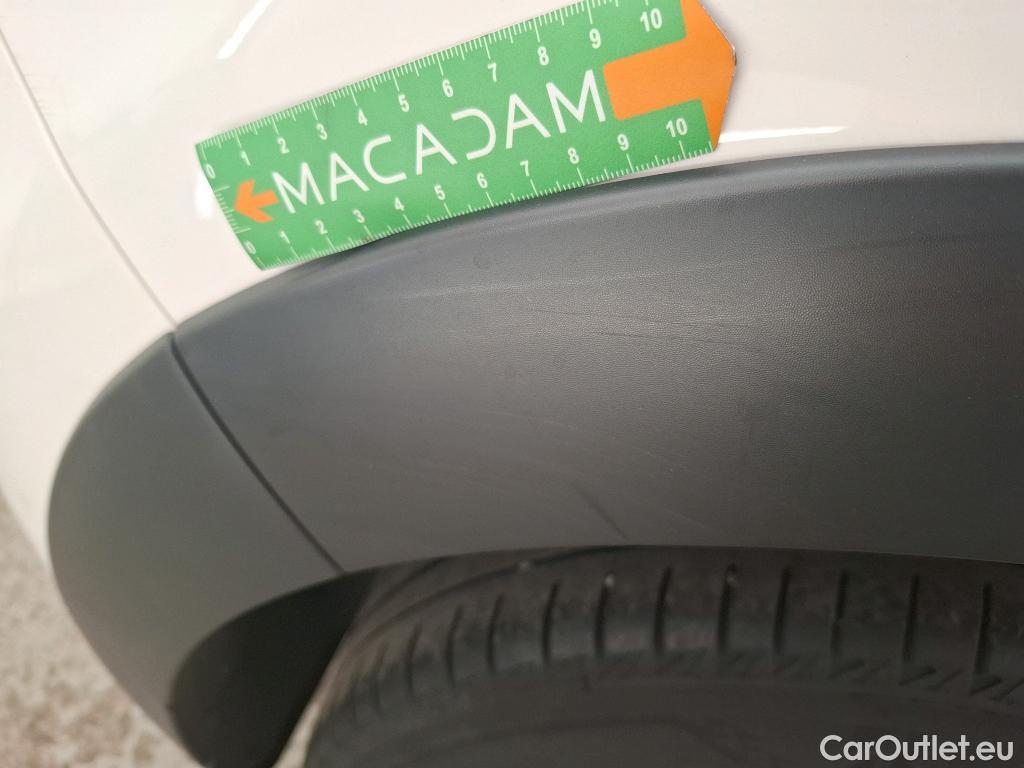  Citroen  C3  Société Feel 1.2 PureTech 80CV BVM5 6E #58