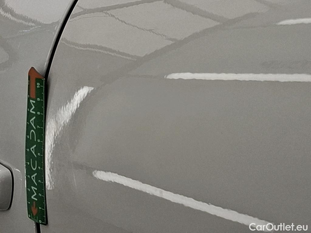  Citroen  C3  Société Feel 1.2 PureTech 80CV BVM5 6E #18