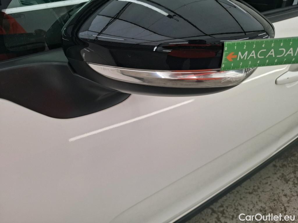  Citroen  C3  Société Feel 1.2 PureTech 80CV BVM5 6E #45
