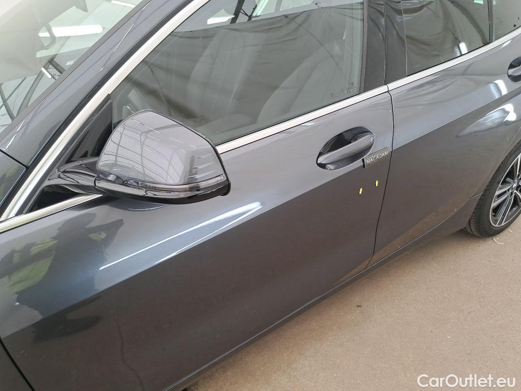 Bmw  Serie 1 Série 1 Berline 118 i Lounge 1.5 140CV BVA7 E6dT #27