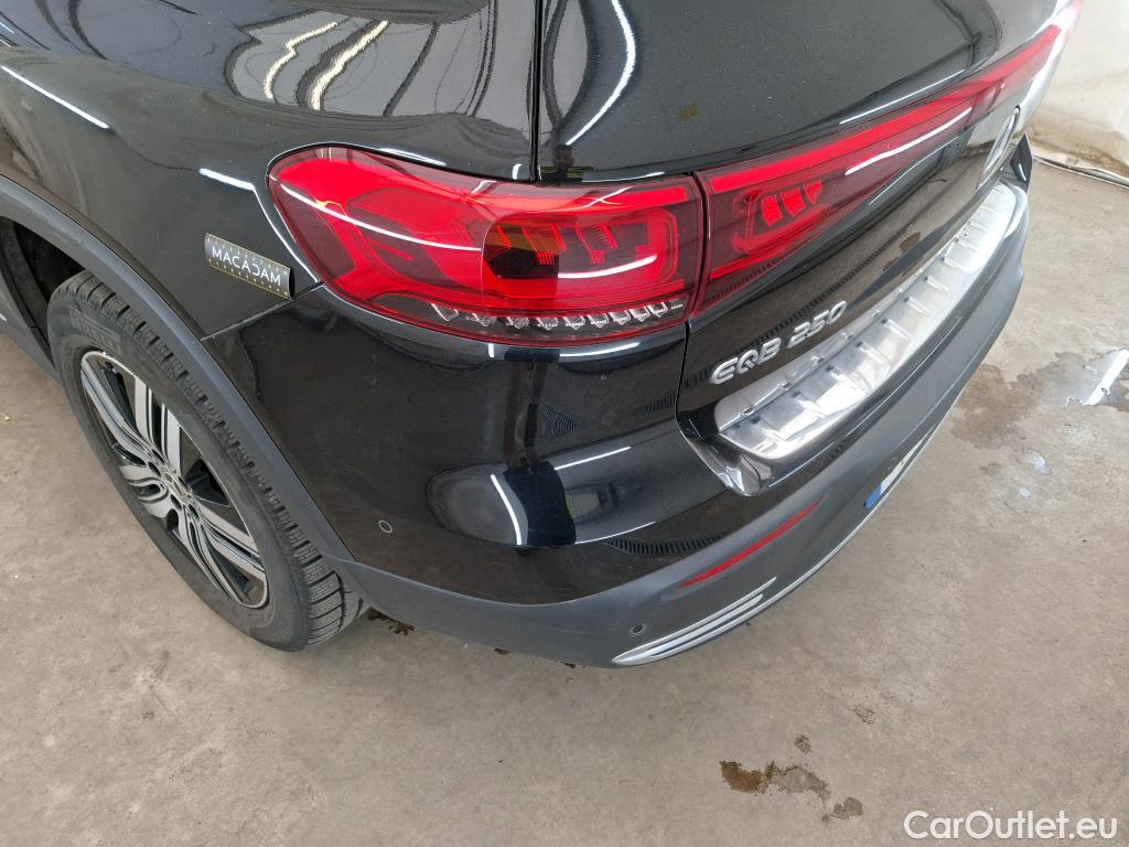  Mercedes  EQB MERCEDES-BENZ  / 2021 / 5P / SUV  250 Business Line #2