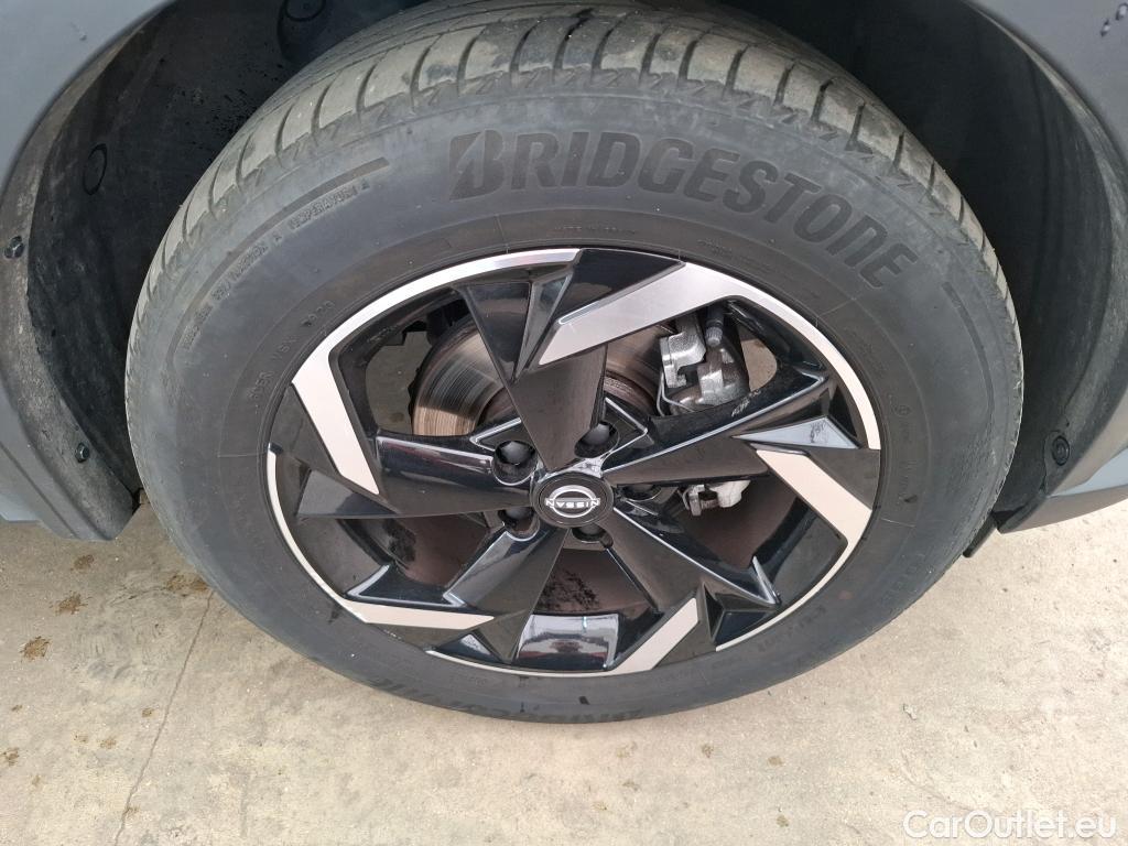  Nissan  Juke NISSAN  2019 5P Crossover Hybrid 143 Business+ #9
