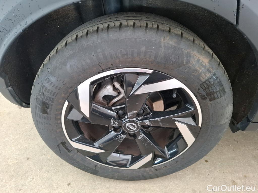  Nissan  Juke NISSAN  2019 5P Crossover Hybrid 143 Business+ #1