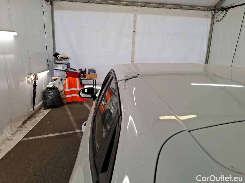  Renault  Clio  V Business 1.6 E-TECH Hybrid 140CV BVA6 E6d #25