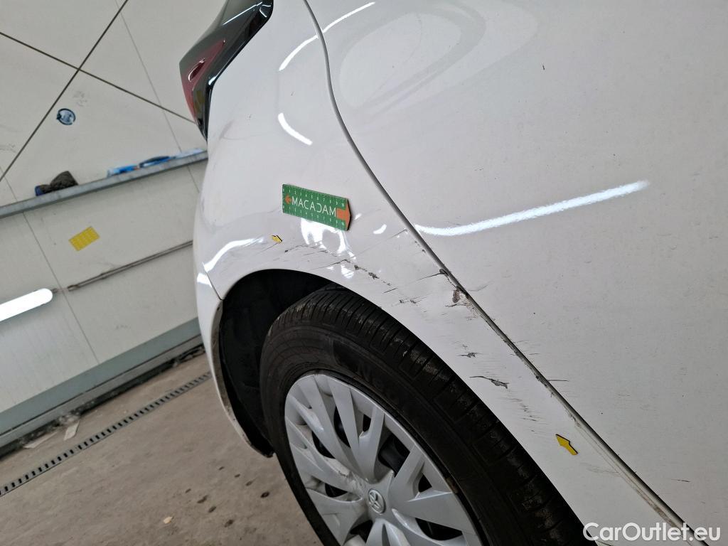  Toyota  Yaris TOYOTA  Hybride / 2019 / 5P / Berline Hybride 116h Dynamic Business Beyond Zer #1