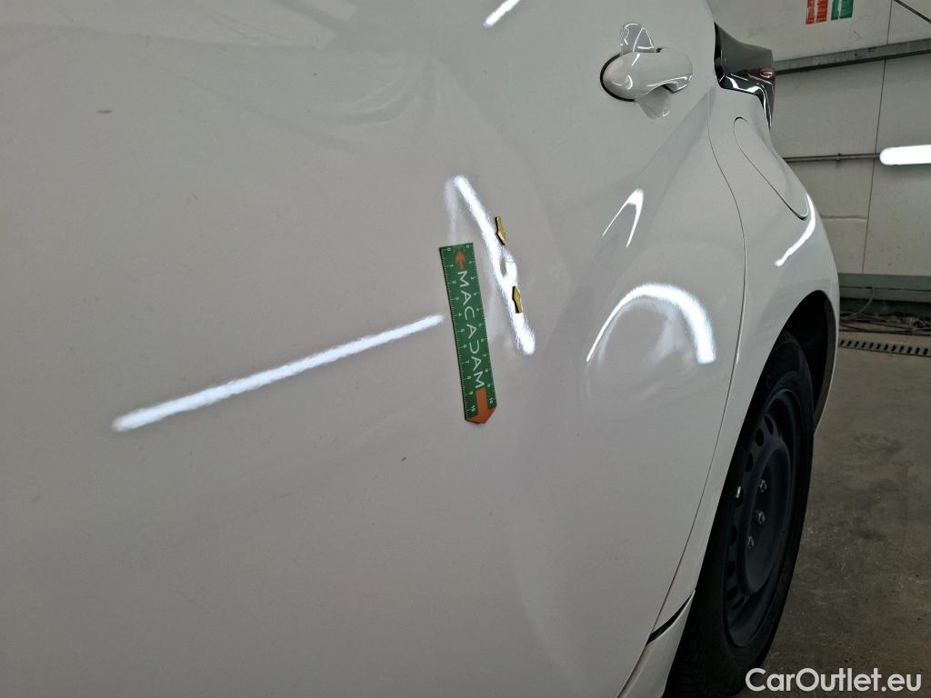  Toyota  Yaris TOYOTA  Hybride / 2019 / 5P / Berline Hybride 116h France Business Stage Acad #17