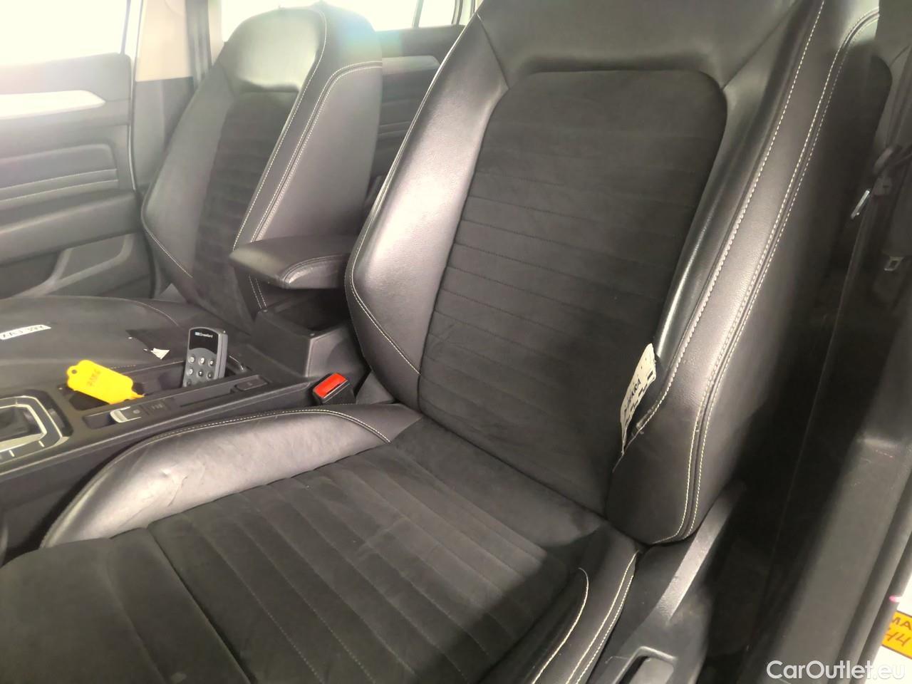  Volkswagen  Passat  Sp.Combi GTE #40
