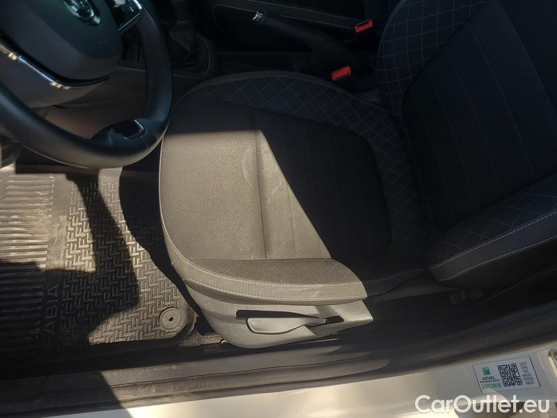  Skoda  Fabia  Combi (2015) Com.1.0TSI 70 Ambition 5d #9