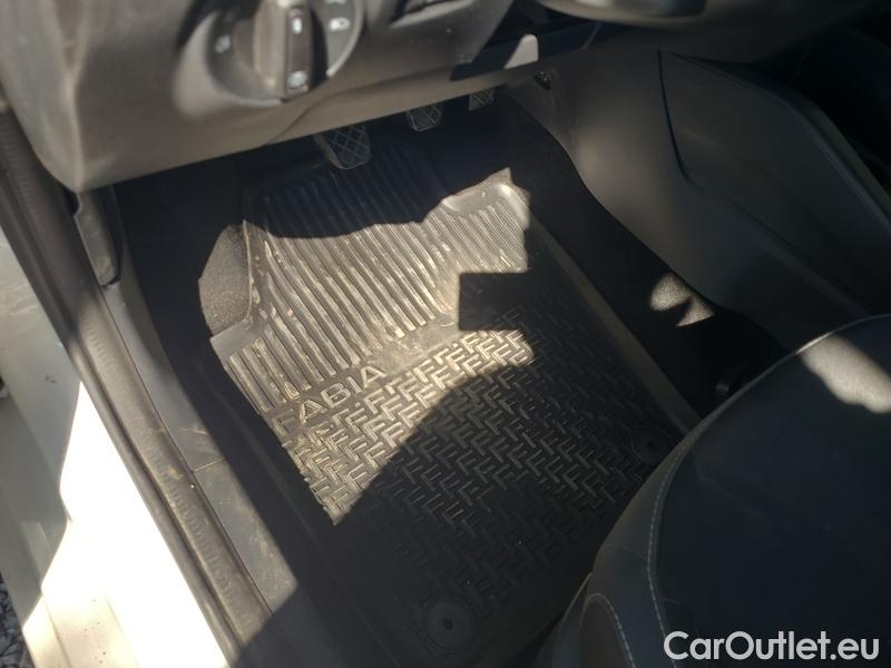  Skoda  Fabia  Combi (2015) Com.1.0TSI 70 Ambition 5d #14