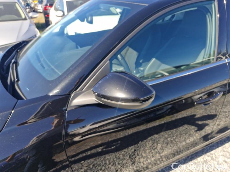  Opel  Corsa  F (2019)  1.5CDTI 75 Elegance 5d #32