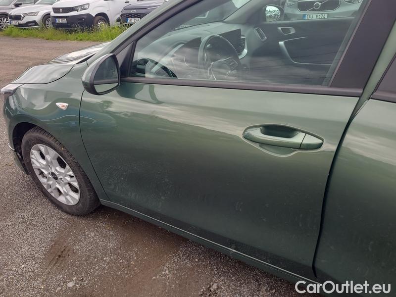  KIA  Cee'd Ceed  (CD) (2018->) Ceed SW 1.5 T-GDI 118 Spin 5d #14