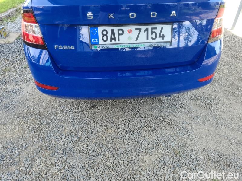 Skoda  Fabia  Combi (2015)  Com.1.0TSI 70 Ambition #12