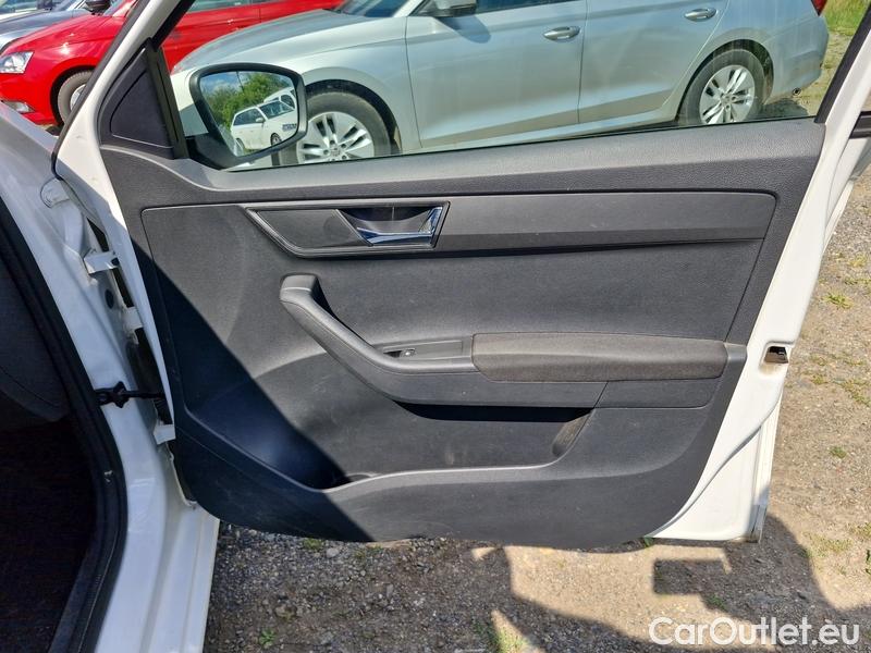  Skoda  Fabia  (PJ3) (2021) Com.1.0TSI 70 Ambition 5d #17