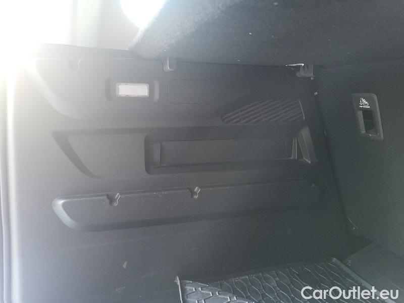  Opel  Combo  Life (E)  (2018) Com.L.1.5D 96 Elegance Plus 5d #10