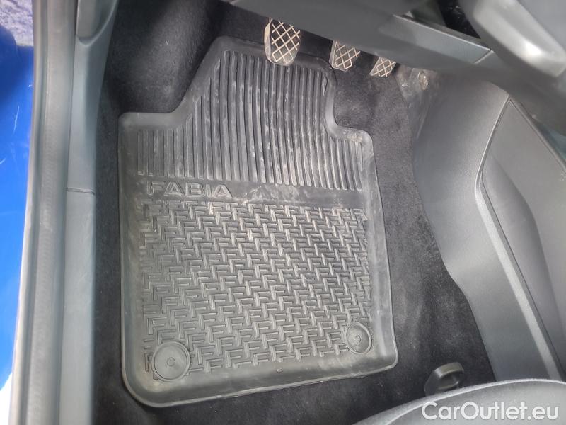  Skoda  Fabia  Combi (2015)  Com.1.0TSI 70 Ambition #5