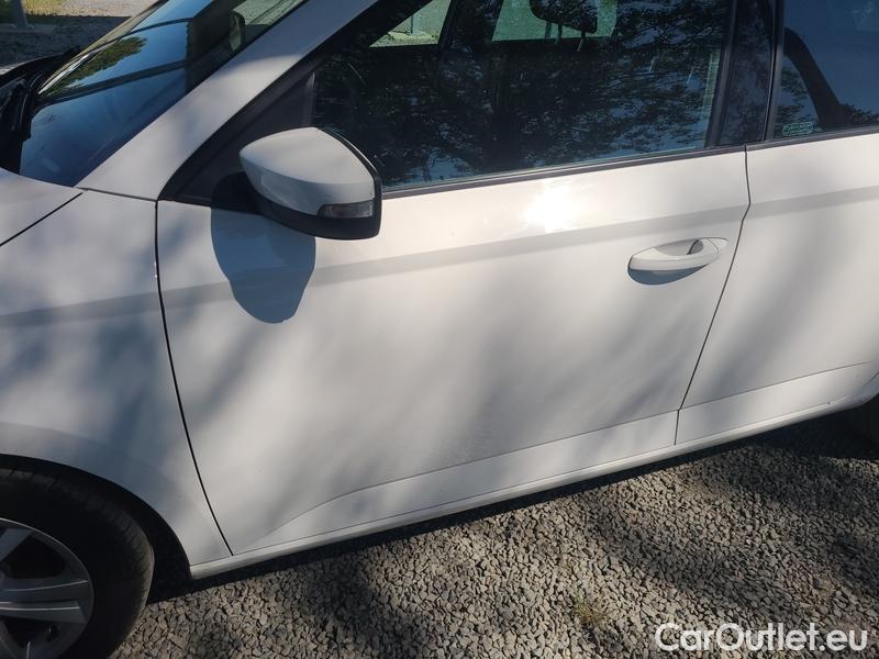  Skoda  Fabia  Combi (2015) Com.1.0TSI 70 Ambition 5d #4