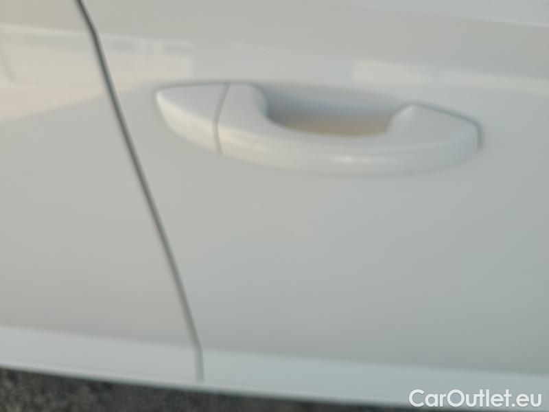  Skoda  Fabia  Combi (2015) Com.1.0TSI 70 Ambition 5d #21