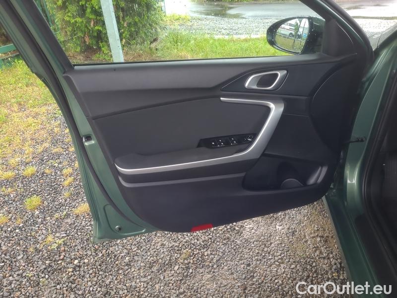  KIA  Cee'd Ceed  (CD) (2018->) Ceed SW 1.5 T-GDI 118 Spin 5d #5