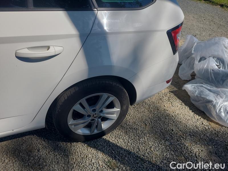  Skoda  Fabia  Combi (2015) Com.1.0TSI 70 Ambition 5d #7