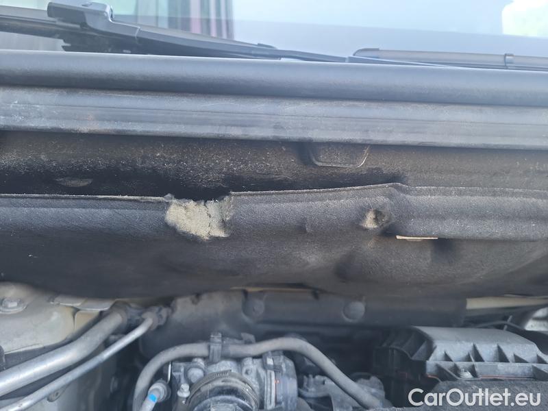  Opel  Combo  Life (E)  (2018) Com.L.1.5D 96 Elegance Plus 5d #19