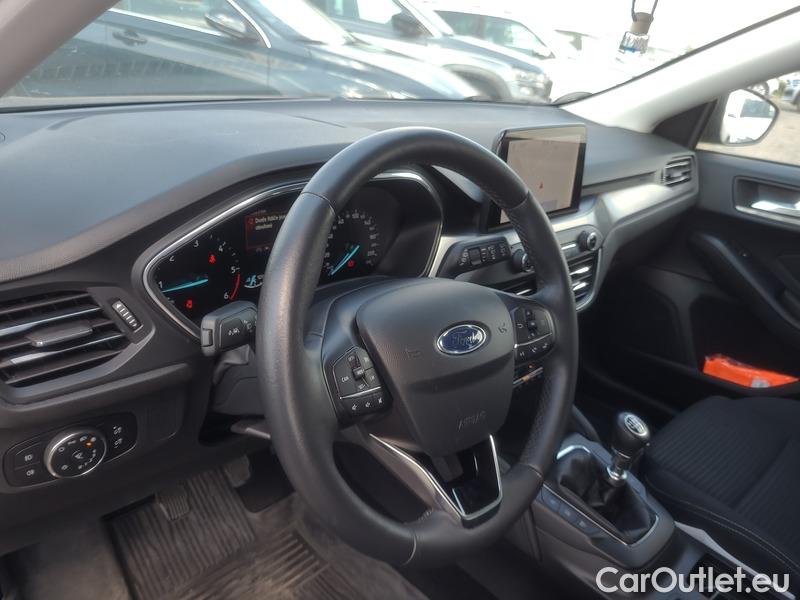  Ford  Focus   Turnier (CGE)(2018->) Foc.Kom.1.5EBl.120 Titanium #11