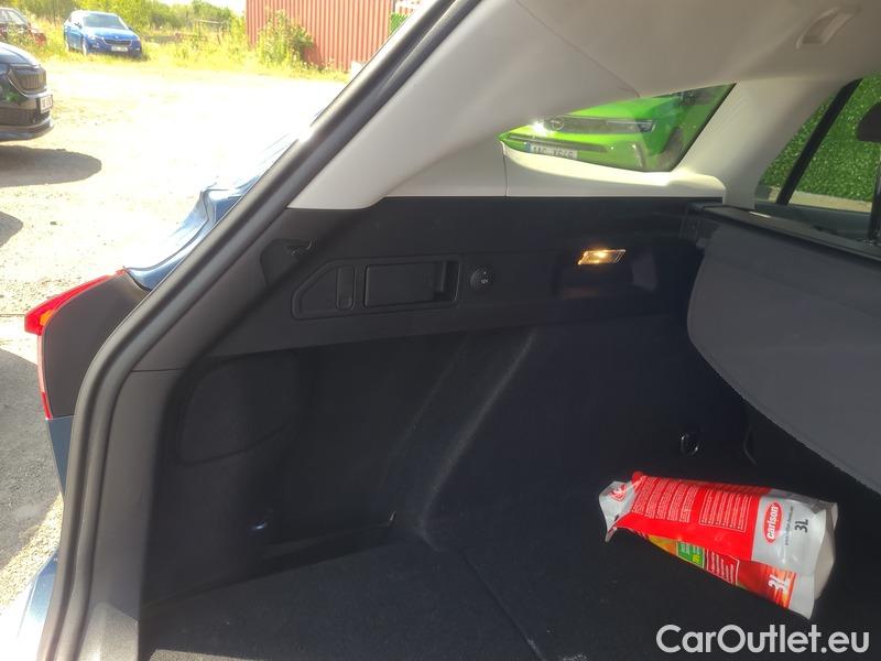  Ford  Focus   Turnier (CGE)(2018->) Foc.Kom.1.5EBl.120 Titanium #22