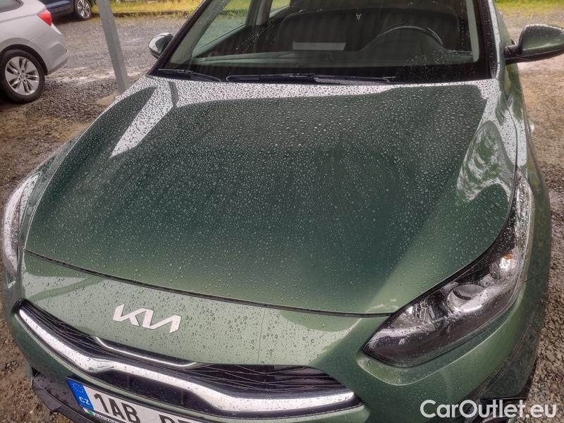  KIA  Cee'd Ceed  (CD) (2018->) Ceed SW 1.5 T-GDI 118 Spin 5d #2