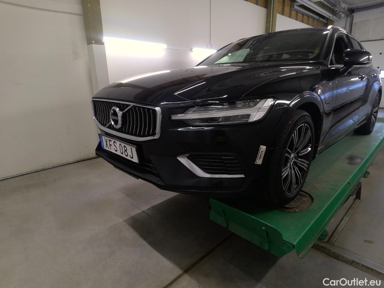  Volvo  V60  T8 Inscription Aut. #1