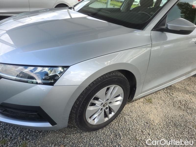  Skoda  Octavia  Combi (NX3)(2020) Oct.C.2.0TDI 110 4x4 Ambit AT #3
