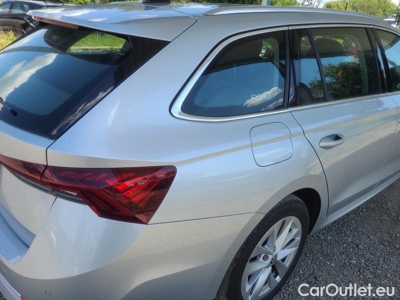  Skoda  Octavia  Combi (NX3)(2020) Oct.Combi 1.5TSI 110 Style #15