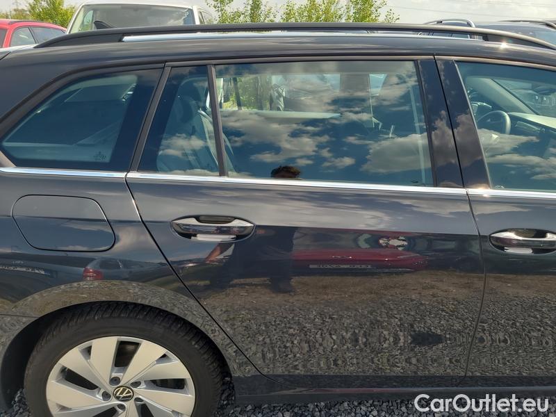  Volkswagen  Golf  VIII (CD1) (2019) Var.1.5 TSI 110 Style 5d #9