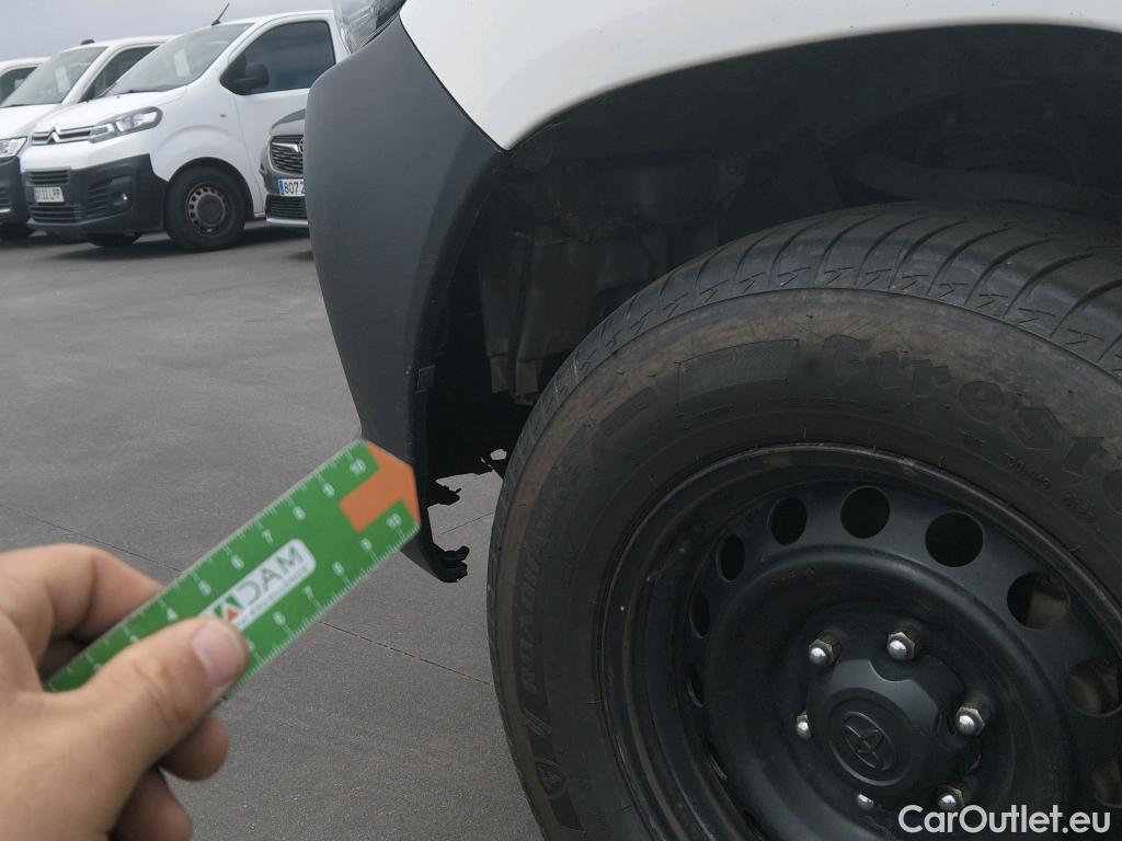  Toyota  Hilux TOYOTA  VU 2p 7G pickup 2.4 D-4D Cabina Extra GX 4x4 *** NO EXPORT*** #35