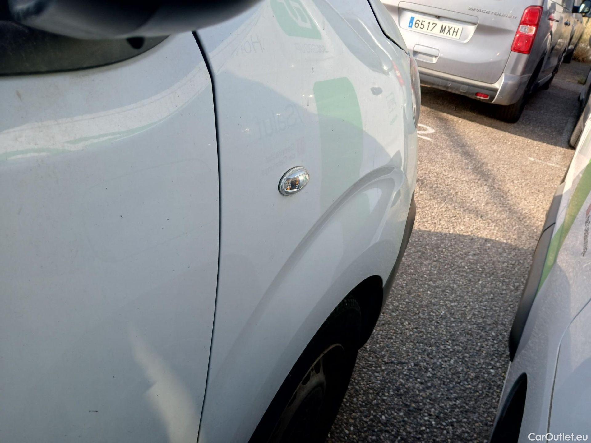  Peugeot  Expert PEUGEOT  / 2016 / 4P / furgón Furgón BlueHDi 120 S&S 6v Standard #49