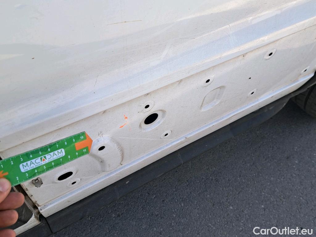  Ford  Transit FORD  / 2013 / 4P / furgón 350 96kW L3H2 Van Trend FWD MHEV #44