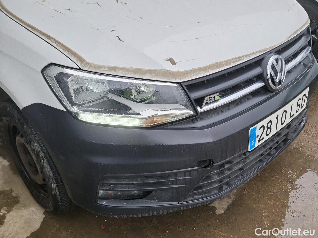  Volkswagen  Caddy VOLKSWAGEN  / 2015 / 4P / furgón derivado de turismo ABT e- Maxi Furgón  *** NO EXPORT*** #17