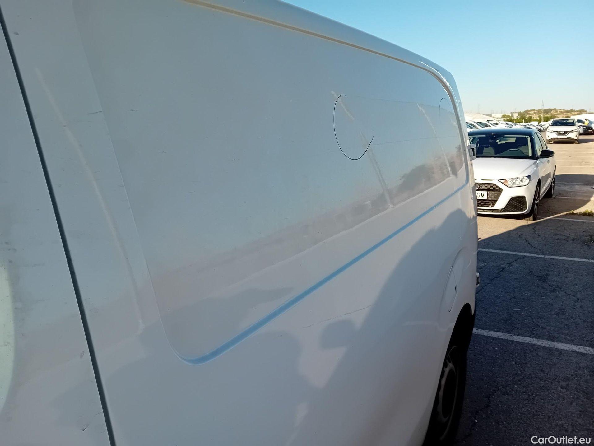  Peugeot  Expert PEUGEOT  / 2016 / 4P / furgón Furgón Premium 1.5 BlueHDi 100 Standard (AC) #22