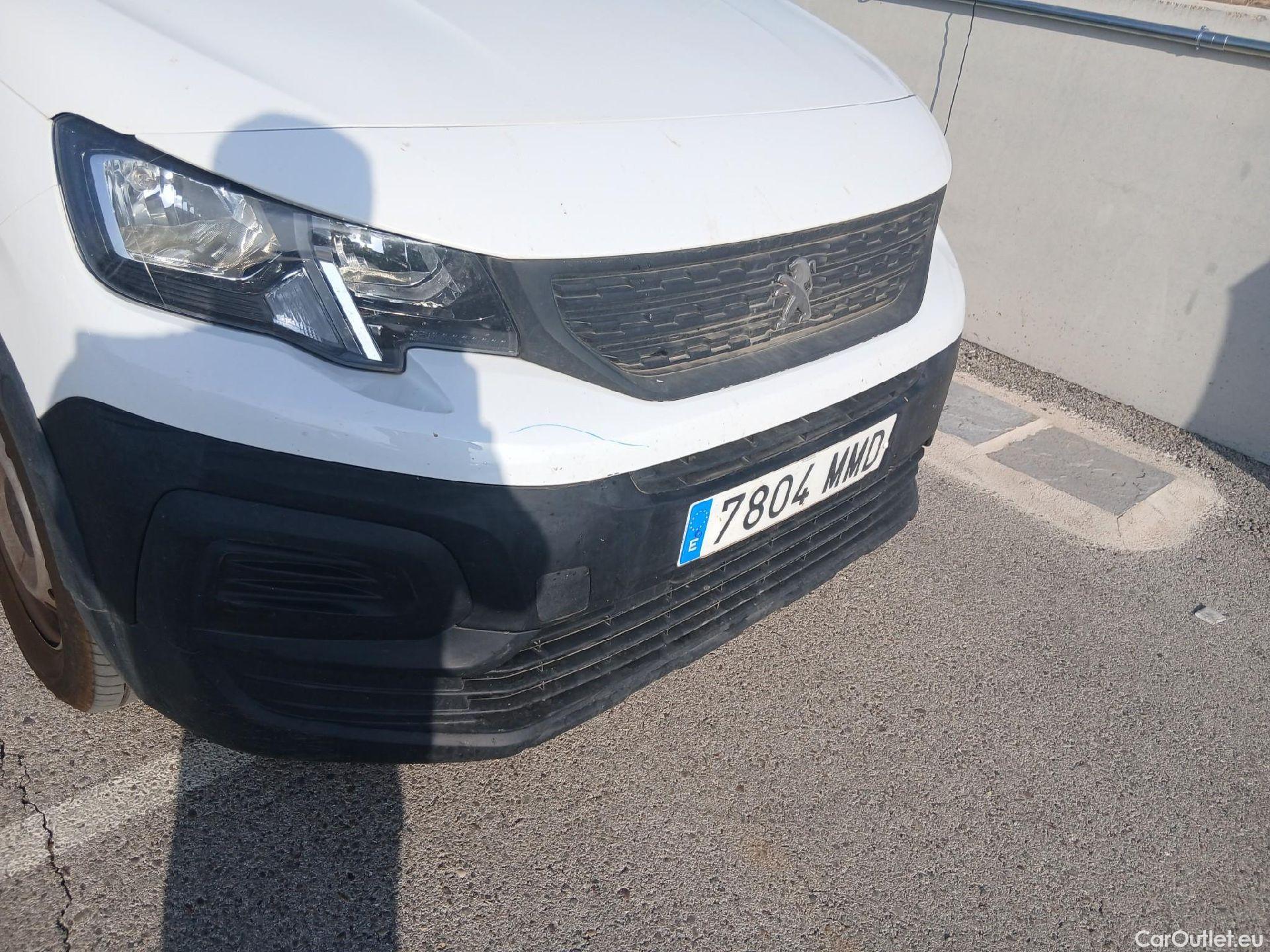  Peugeot  RIFTER PEUGEOT  / 2018 / 5P / combi Active Pack Business Std. BlueHDi 100 #18