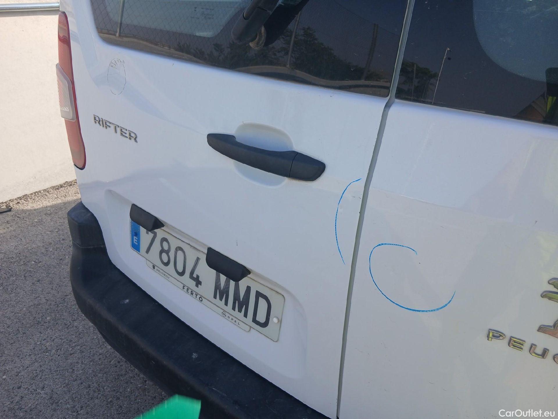  Peugeot  RIFTER PEUGEOT  / 2018 / 5P / combi Active Pack Business Std. BlueHDi 100 #32