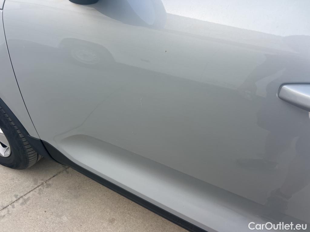  Volvo  XC 40 VOLVO XC40 / 2021 / 5P / todoterreno 1.5 T2 Essential Dark Auto #12
