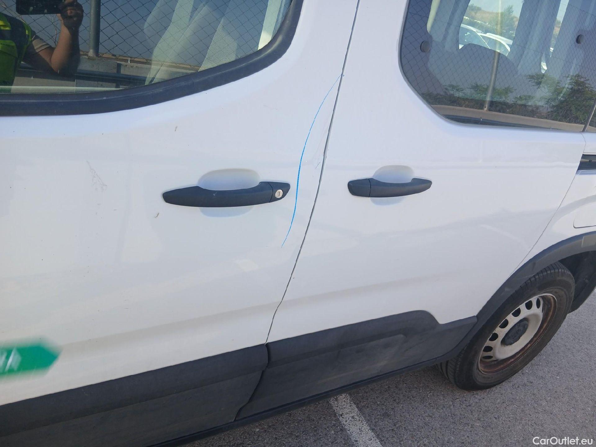  Peugeot  RIFTER PEUGEOT  / 2018 / 5P / combi Active Pack Business Std. BlueHDi 100 #25